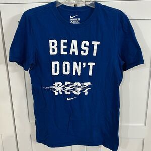 Nike Tee Beast Don’t Rest T-Shirt - S - EUC